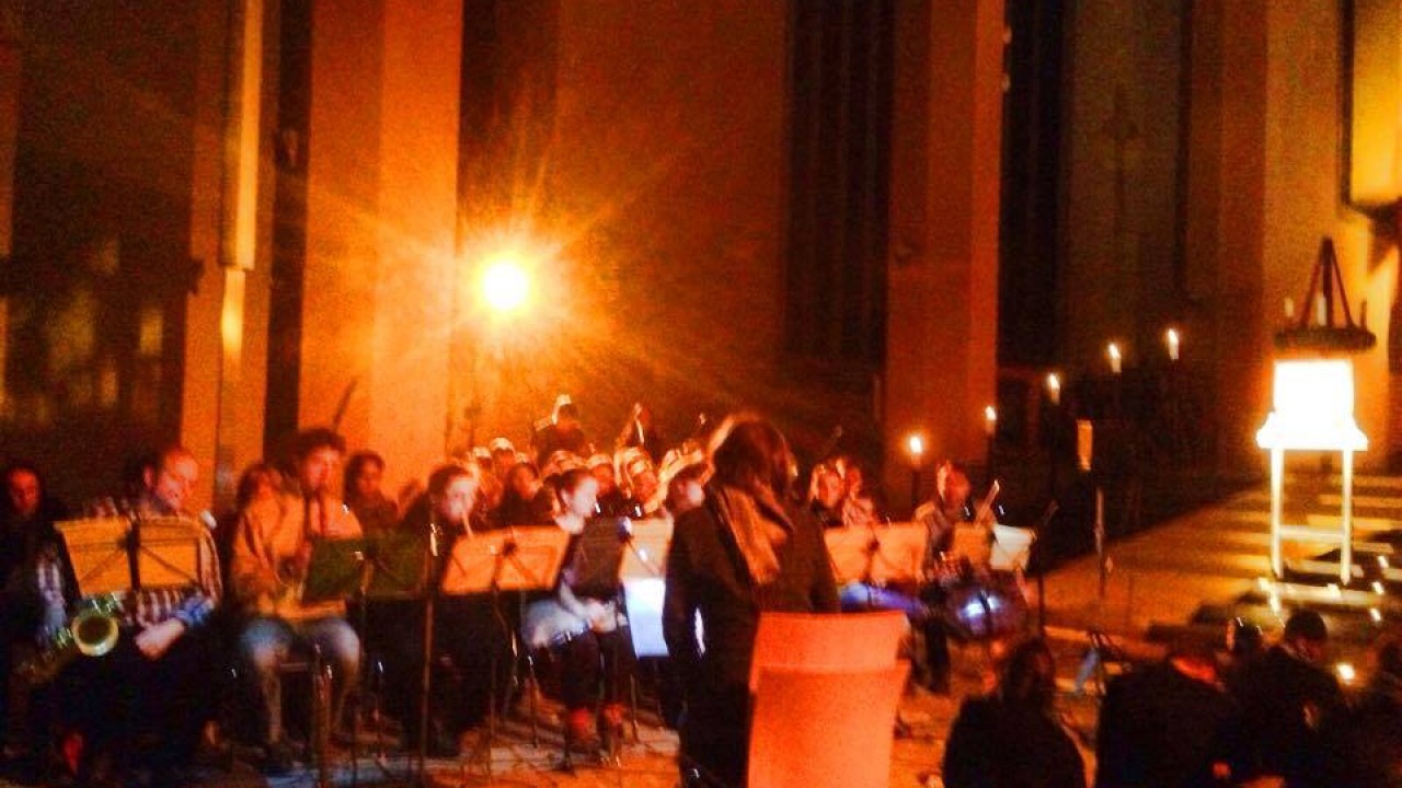 Evangelische Studentengemeinde Jena ESG spendet im Rahmen der Gedenkveranstaltung „Nacht der Lichter“